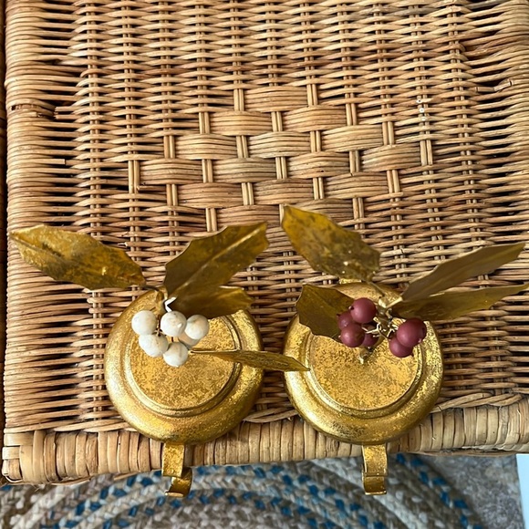 Anthropologie Terrain Holly White Berries Christmas Stocking Holder Set of 2 NWT - Picture 6 of 7